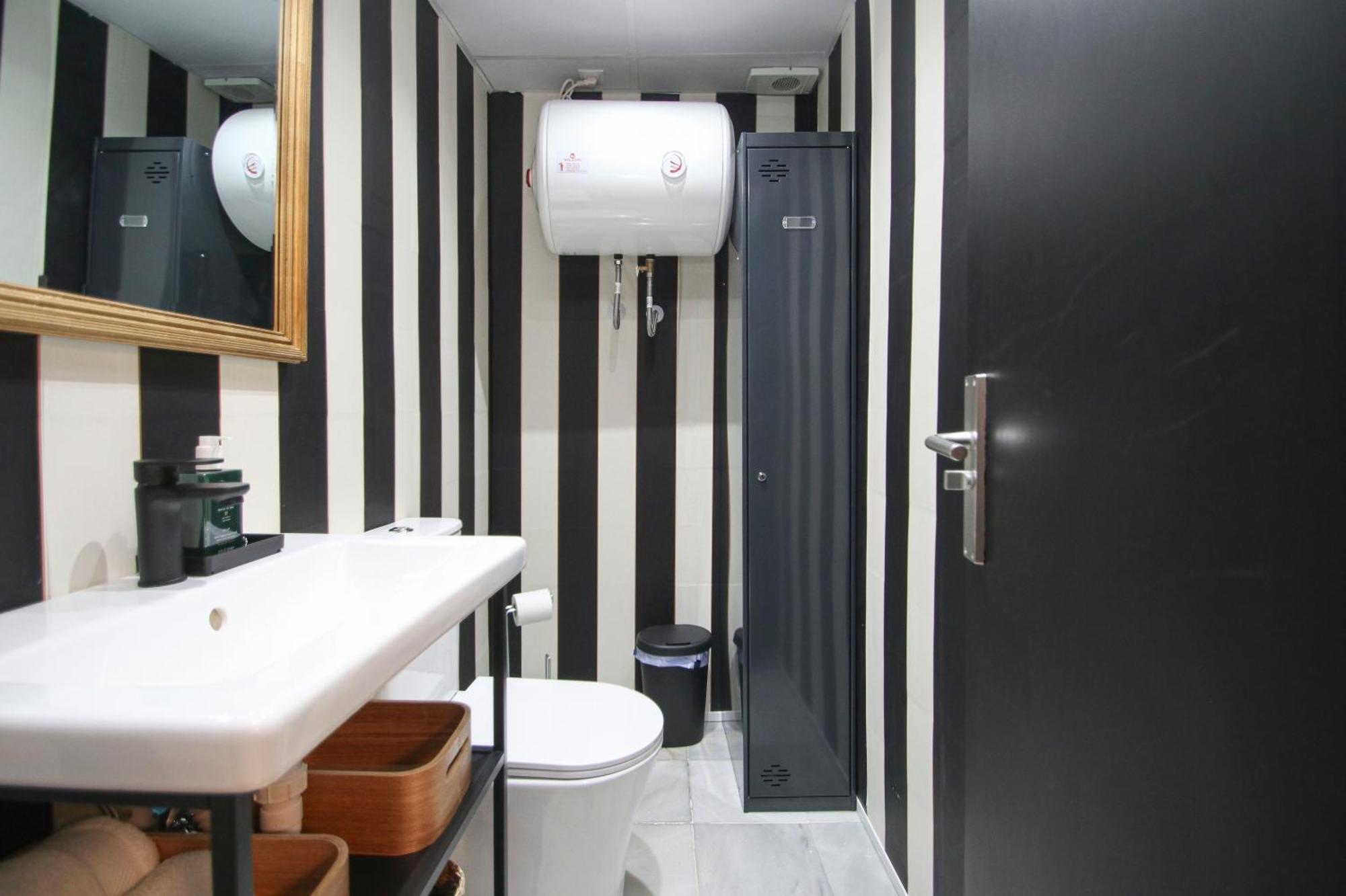 New! Luxurious & Chic Duplex Next To The Cathedral Appartamento